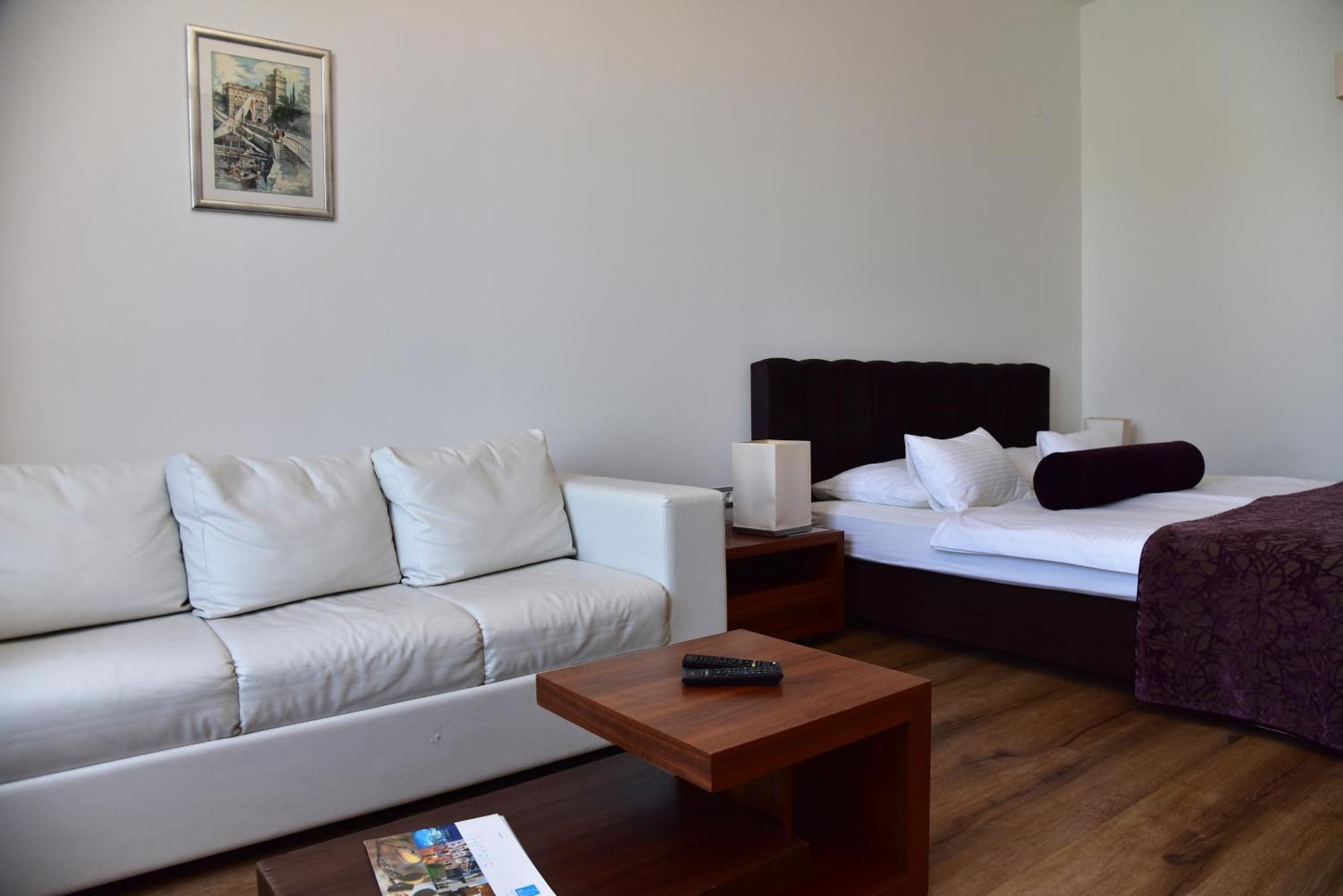 Hotel Lipa Postira Dış mekan fotoğraf