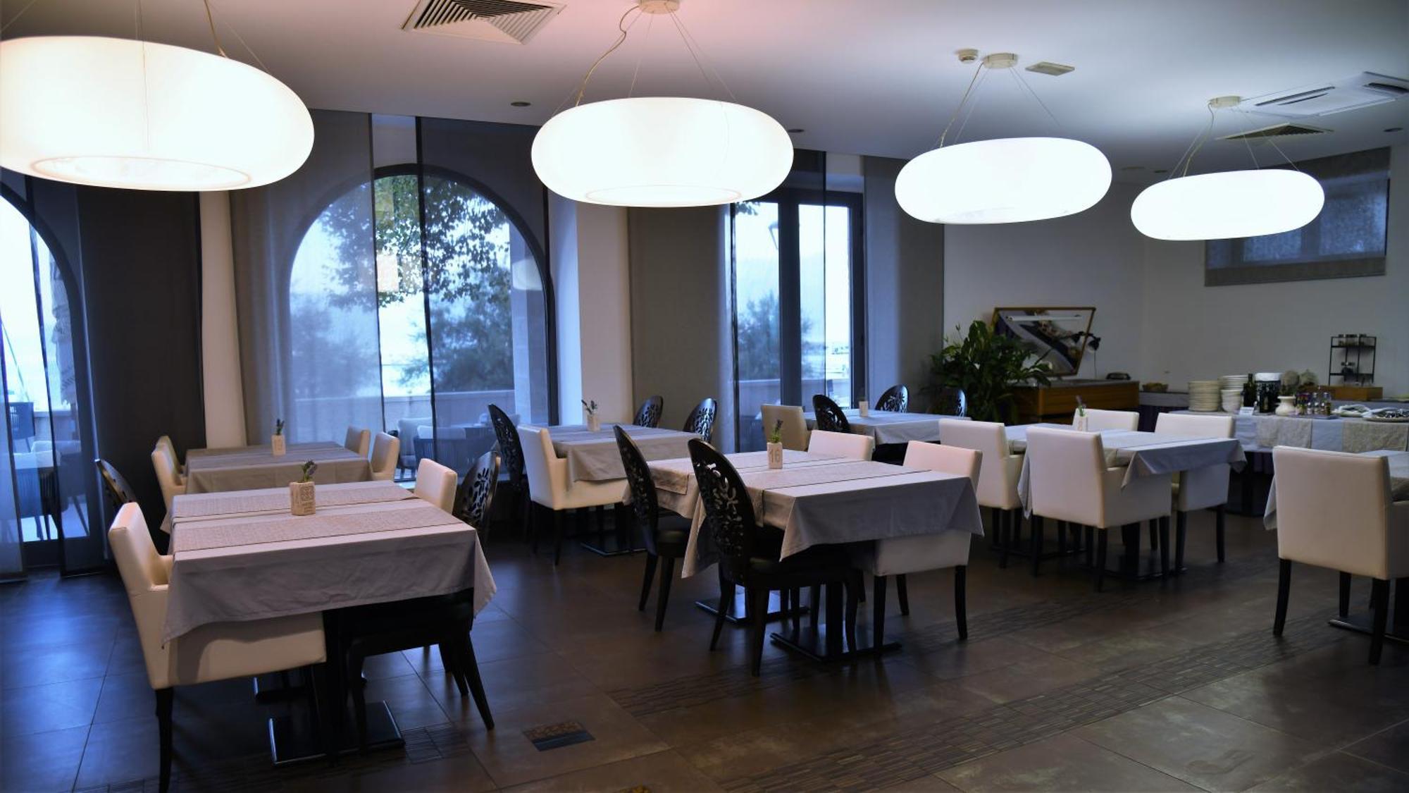 Hotel Lipa Postira Dış mekan fotoğraf
