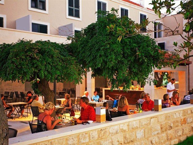Hotel Lipa Postira Dış mekan fotoğraf